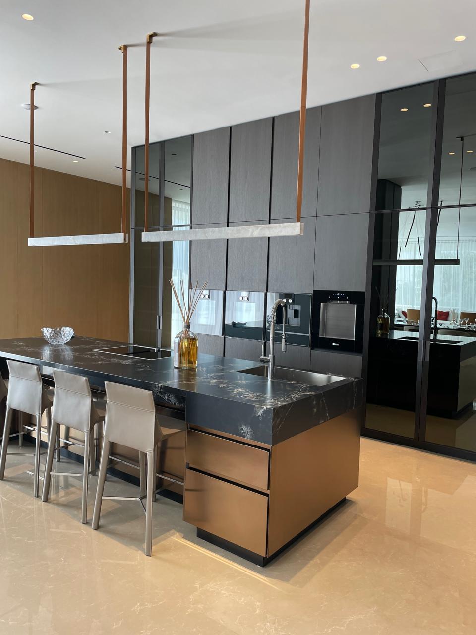Luxury Kitchen – Dark Marble Island